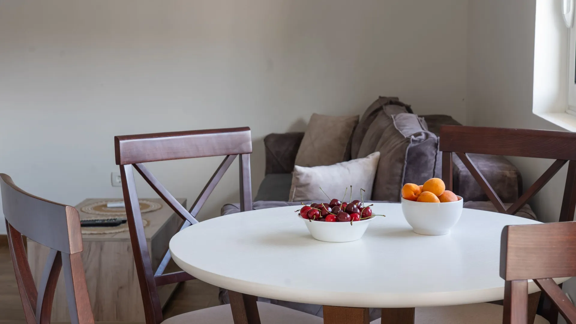 Rent, one bedroom apartment, 40m², Radanovići, Kotor