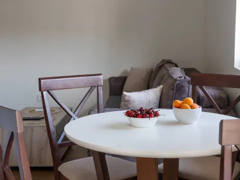 Izdavanje, jednosoban stan, 40m², Radanovići, Kotor - image 11