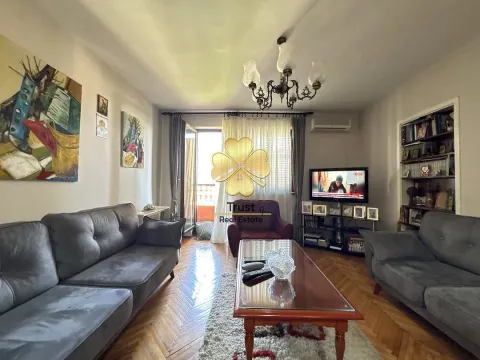 Prodaja, dvosoban stan, 74m², Lepa Kata, Podgorica - image 2