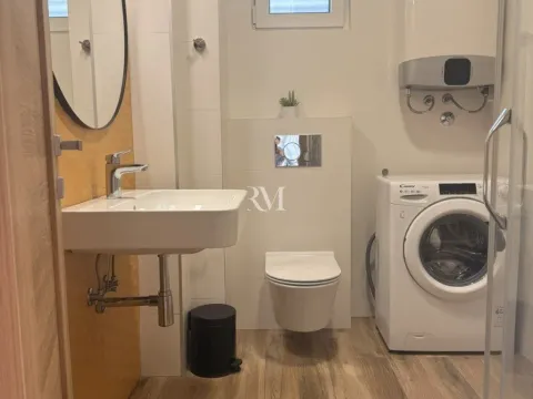 Rent, two bedroom apartment, 60m², Mažina, Tivat - image 5