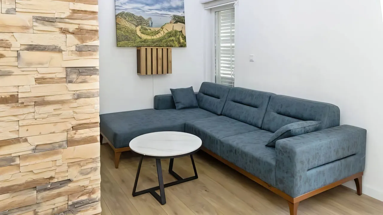 Rent, two bedroom apartment, 77m², Bečići, Budva