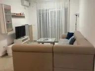 Izdavanje, jednosoban stan, 52m², Šušanj, Bar - image 1