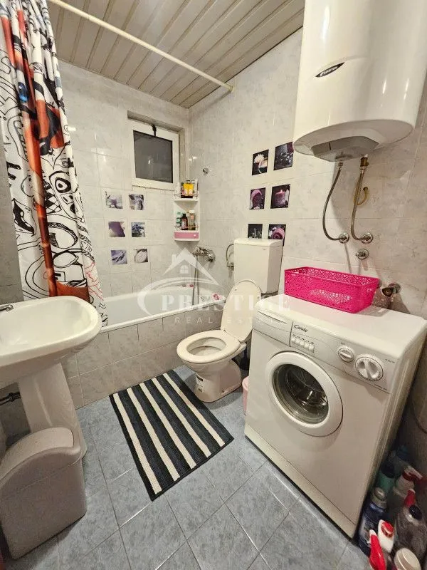 Prodaja, dvosoban stan, 65m², Centar, Podgorica