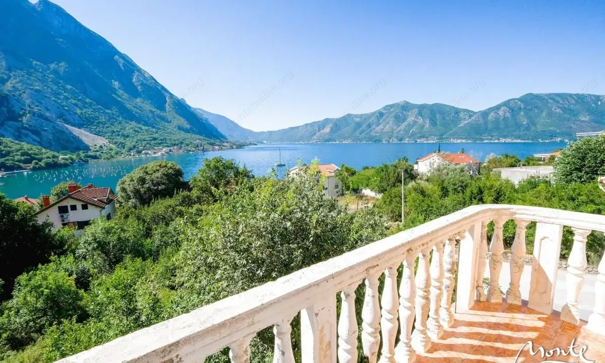 Sale, two bedroom apartment, 53m², Orahovac, Kotor