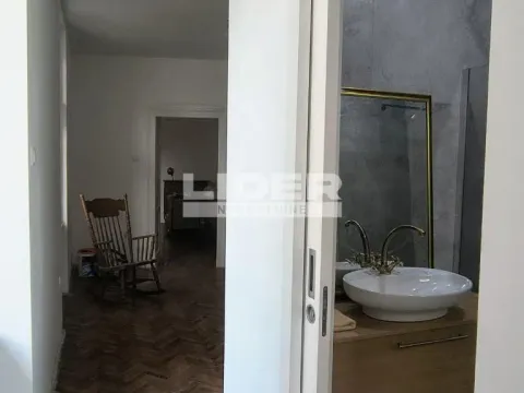 Sale, two bedroom apartment, 87m², Stari Grad, Beograd - image 5
