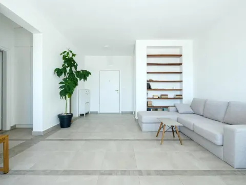 Sale, one bedroom apartment, 65m², Budva, Crna Gora - image 12