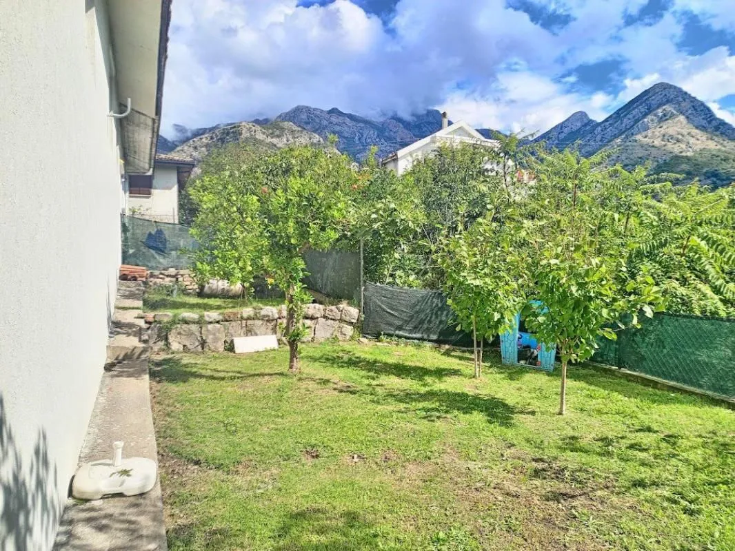 Prodaja, kuća, 67m², Bar, Crna Gora
