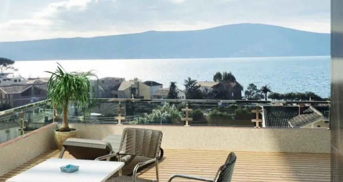 Prodaja, dvosoban stan, 150m², Donja Lastva, Tivat