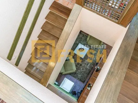 Prodaja, kuća, 240m², Kotor, Crna Gora - image 12