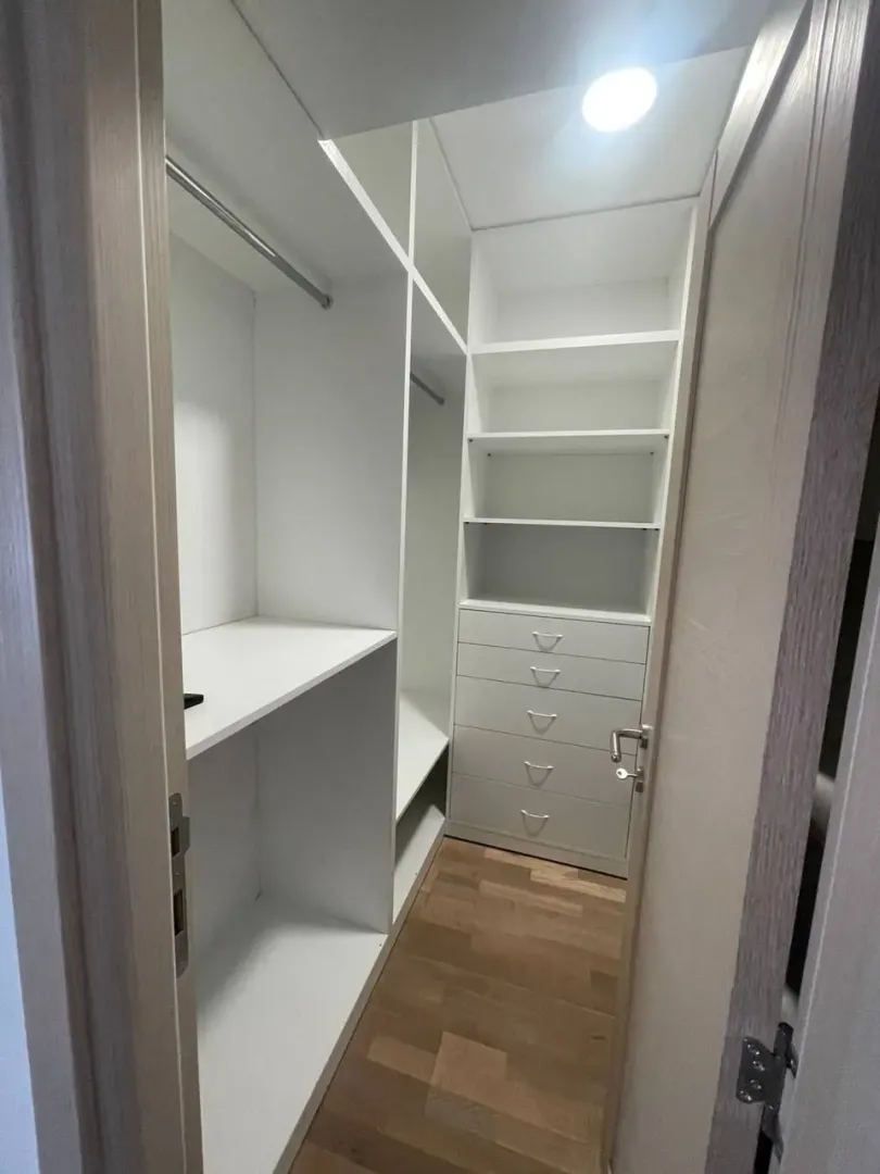 Izdavanje, jednosoban stan, 47m², Rozino, Budva