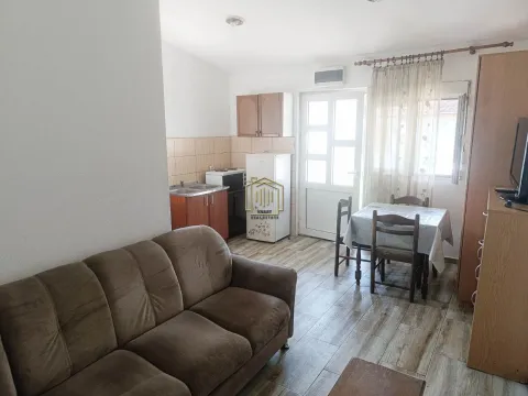 Izdavanje, kuća, 32m², Spuž, Danilovgrad - image 7