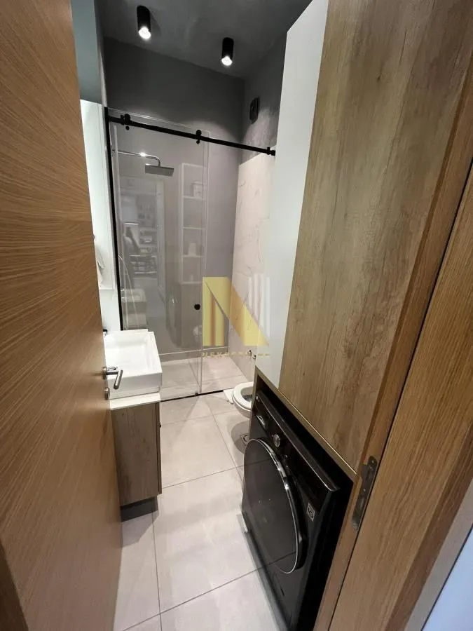 Prodaja, trosoban stan, 63m², Adamovićevo Naselje, Novi Sad Sve Podlokacije