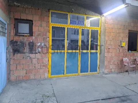 Izdavanje, poslovni prostor, 110m², Veliki Mokri Lug, Zvezdara Sve Podlokacije - image 8