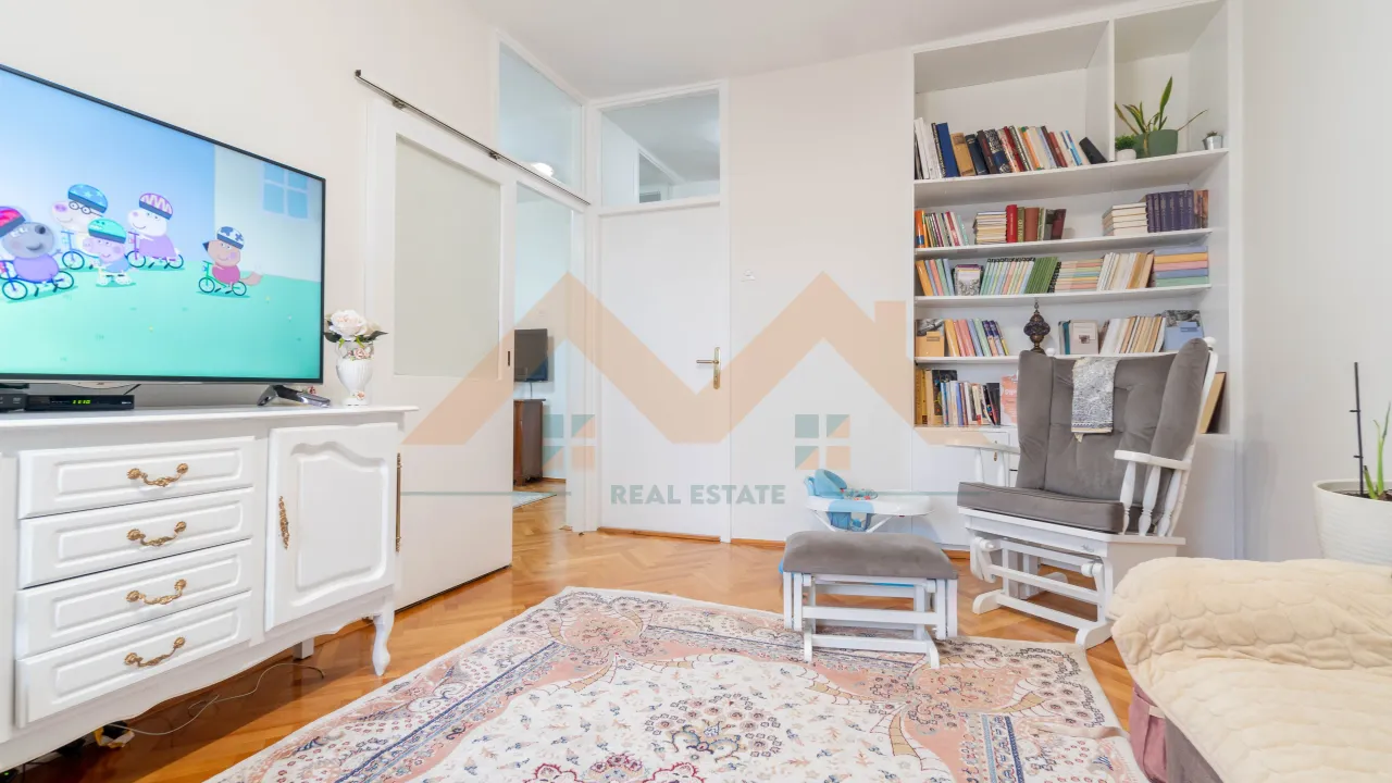 Prodaja, dvosoban stan, 75m², Gintaš, Podgorica