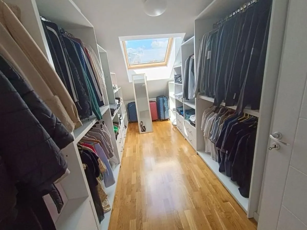 Prodaja, stan, 100m², Novo naselje, Novi Sad