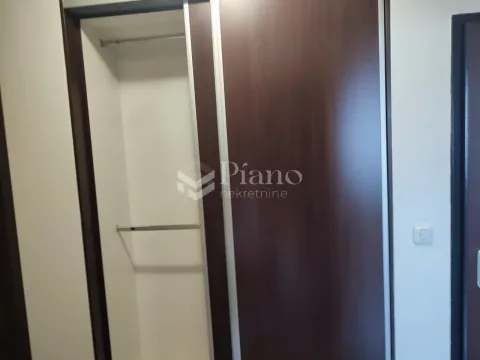 Rent, one bedroom apartment, 43m², Blok 9, Podgorica - image 7