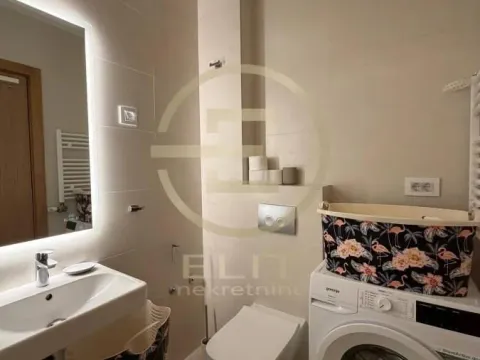 Izdavanje, stan, 43m², Bulevar Evrope, Novi Sad Sve Podlokacije - image 23