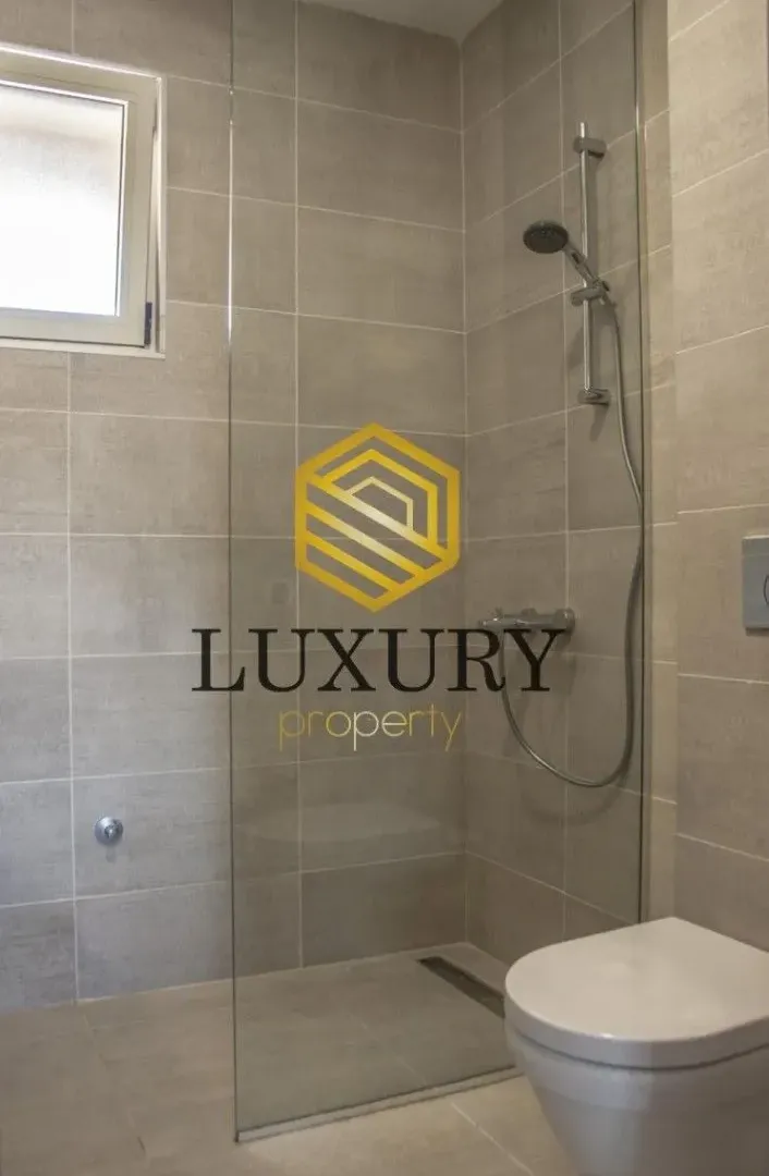 Izdavanje, jednosoban stan, 50m², Centar, Tivat