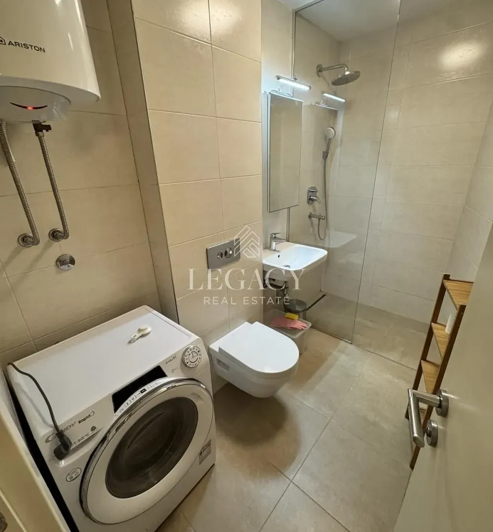 Izdavanje, dvosoban stan, 57m², Južni Bulevar, Vračar Sve Podlokacije