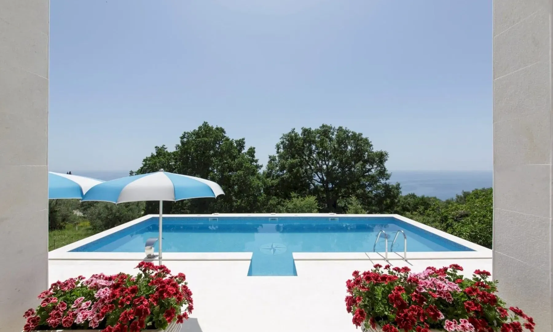 Sale, house, 402m², Katun Reževići, Budva