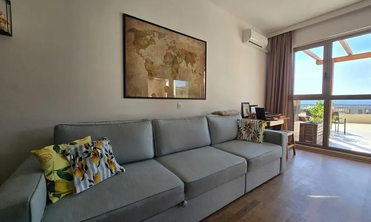 Prodaja, jednosoban stan, 59m², Tivat, Crna Gora