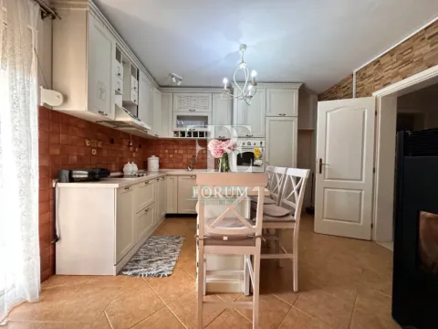 Rent, house, 250m², Donja Gorica, Podgorica - image 10