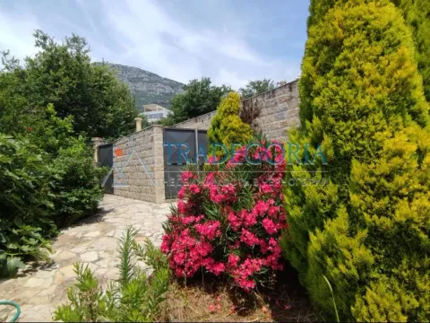 Prodaja, kuća, 400m², Bar, Crna Gora - image 12