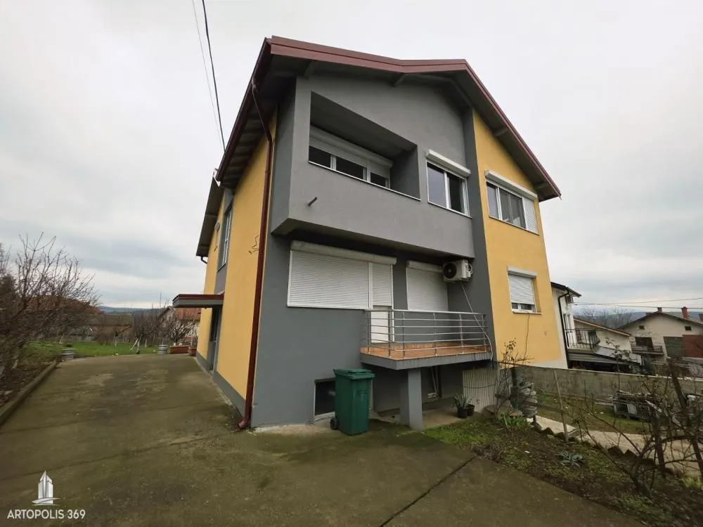 Sale, house, 330m², Boleč, Grocka