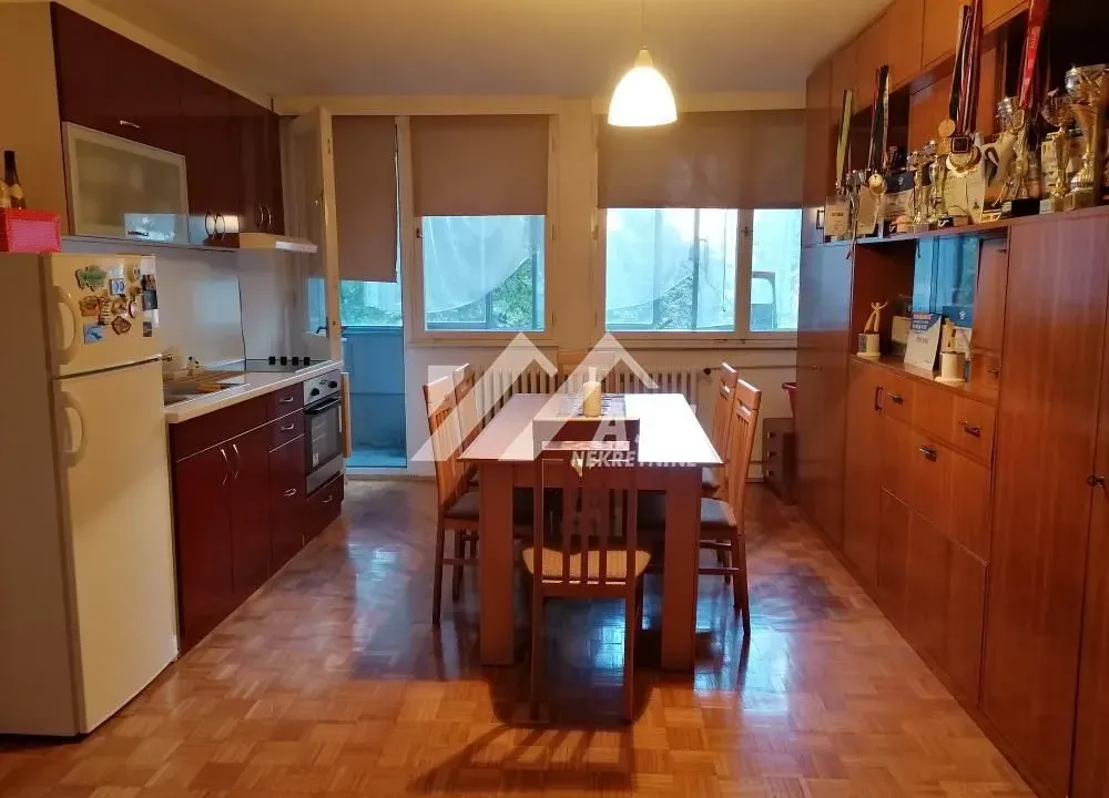 Izdavanje, dvosoban stan, 53m², Liman 2, Novi Sad Sve Podlokacije
