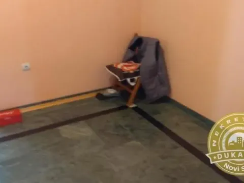 Prodaja, kuća, 962m², Futog, Novi Sad Sve Podlokacije - image 35