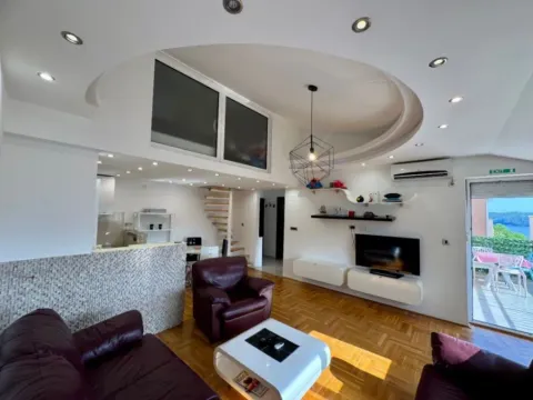 One Bedroom Apartment for Short Term Rental, 49m2, Podkošljun, Budva