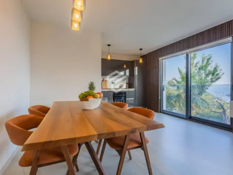 Izdavanje, kuća, 300m², Markovići, Budva - image 15