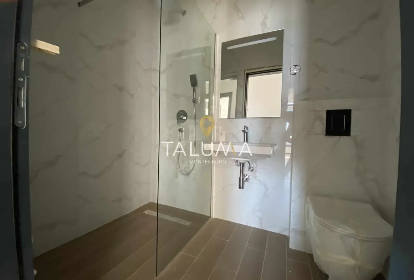 Prodaja, dvosoban stan, 54m², Pod Goricom, Podgorica