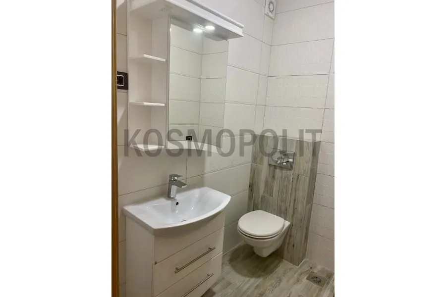 Prodaja, četvorosoban stan, 145m², Centar, Pančevo