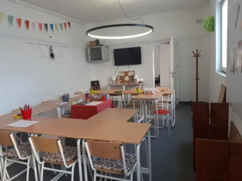 Izdavanje, poslovni prostor, 145m², Mirijevo Sve Podlokacije, Beograd - image 3