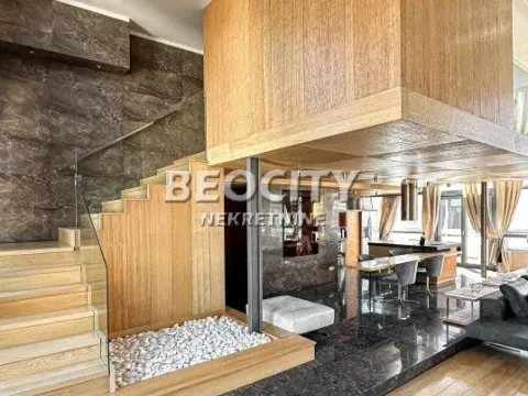 Izdavanje, dvosoban stan, 210m², Kalenić Pijaca, Vračar Sve Podlokacije - image 6