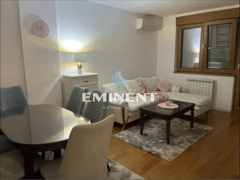 Rent, two bedroom apartment, 52m², Novi Beograd Blok 67, Novi Beograd Sve Podlokacije - image 1