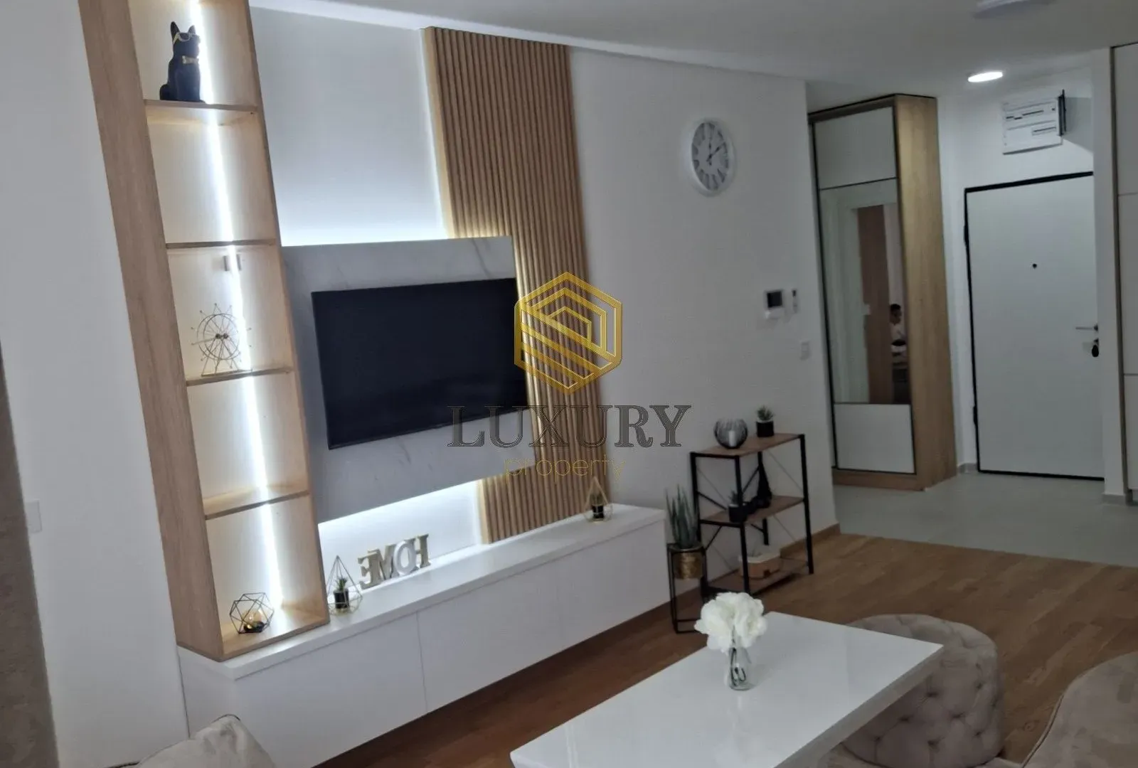 Izdavanje, jednosoban stan, 48m², Stari Aerodrom, Podgorica