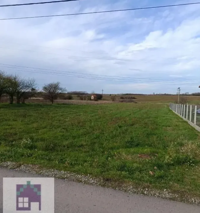 Prodaja, plac, 2400m², Zvečka, Obrenovac