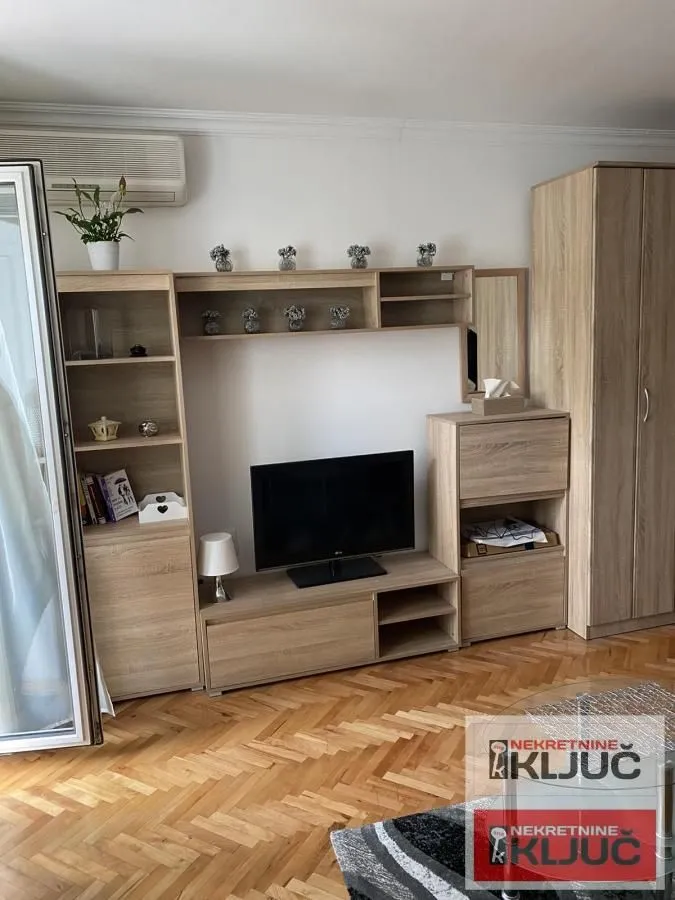 Rent, studio apartment, 28m², Socijalno, Novi Sad Sve Podlokacije