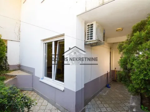 Izdavanje, stan, 40m², Gorica C, Podgorica - image 6