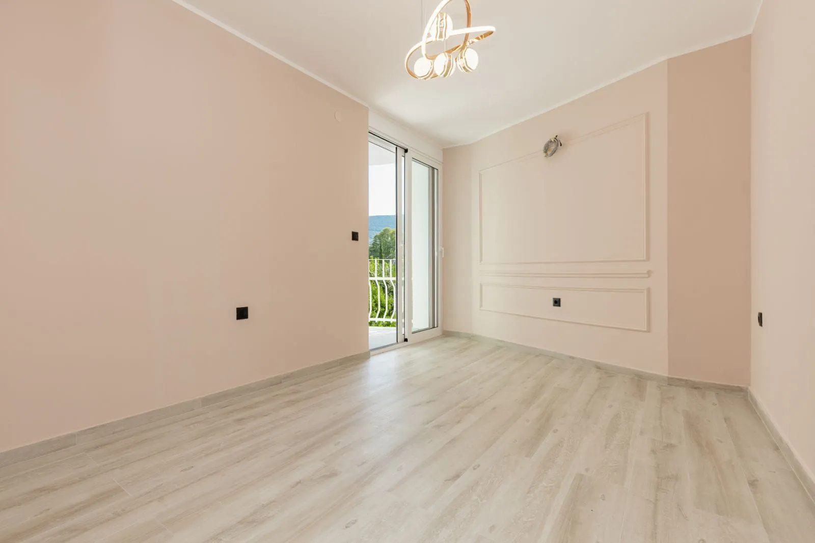 Prodaja, dvosoban stan, 95m², Igalo, Herceg Novi