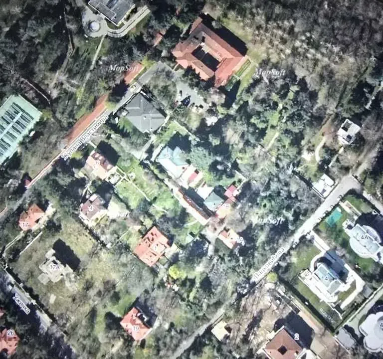 Izdavanje, trosoban stan, 100m², Savski Venac, Beograd