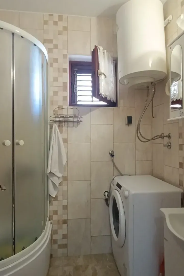 Izdavanje, stan, 52m², Budva, Crna Gora
