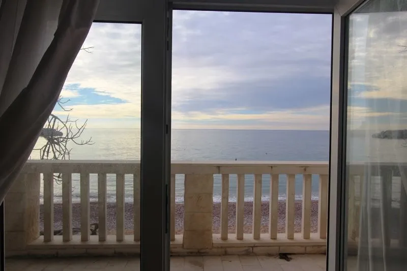 Prodaja, stan, 80m², Sveti Stefan, Budva