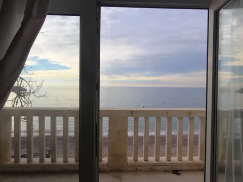 Prodaja, stan, 80m², Sveti Stefan, Budva - image 3