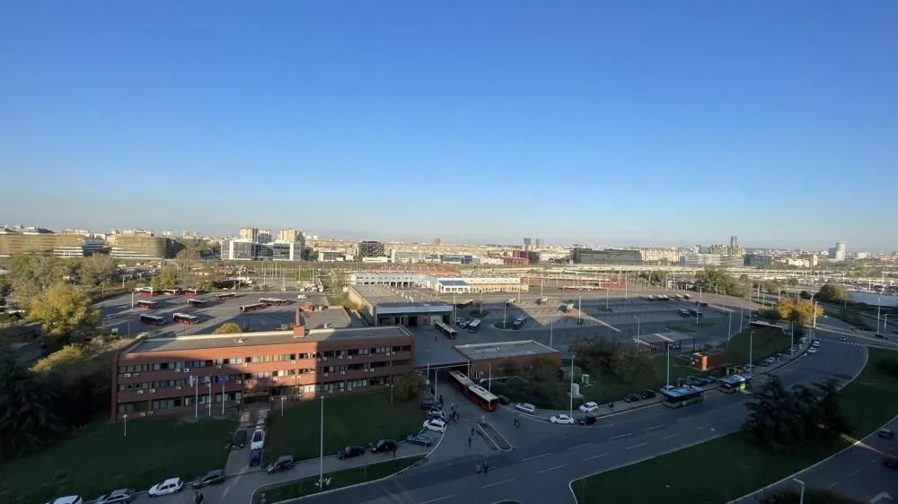 Izdavanje, dvosoban stan, 75m², Belvil, Beograd