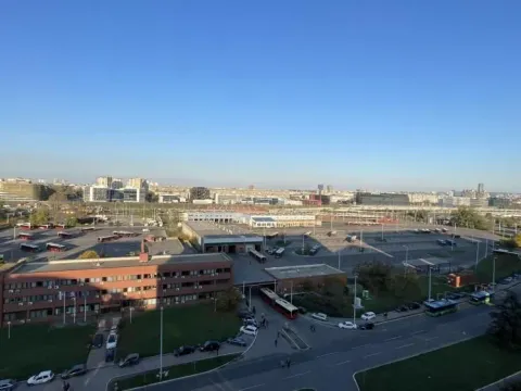 Izdavanje, dvosoban stan, 75m², Belvil, Beograd - image 1