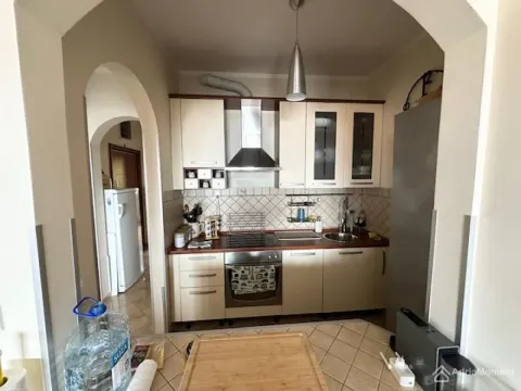 Prodaja, četvorosoban stan, 170m², Pržno, Budva - image 9