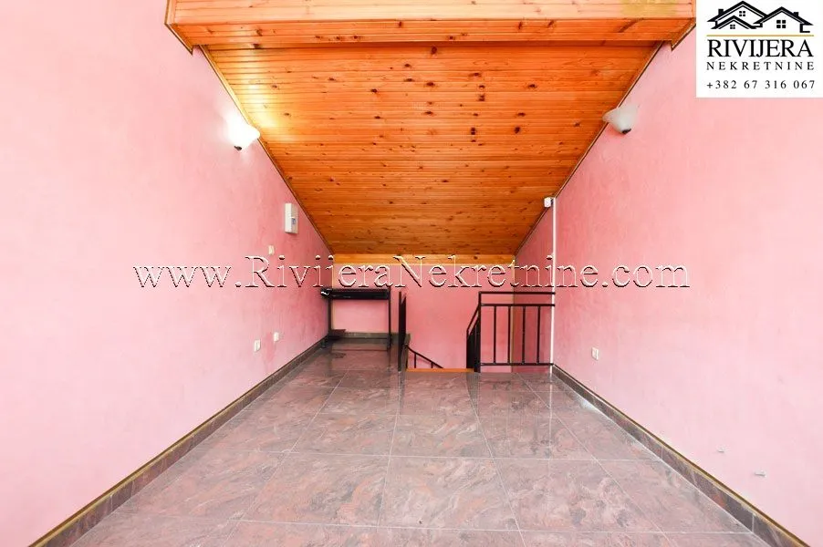Sale, office space, 41m², Savina, Herceg Novi